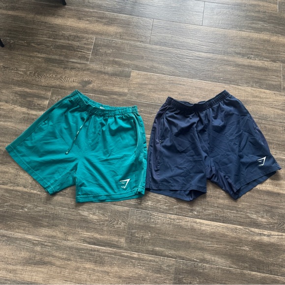 2 Gymshark shorts navy blue light blue M - Picture 1 of 5